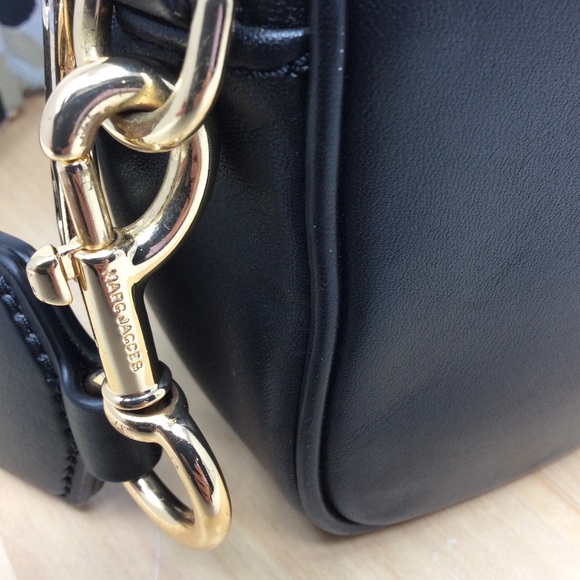 Marc Jacobs Signet Flash Black Smooth Leather Camo Camera Crossbody Bag - Picture 14 of 16